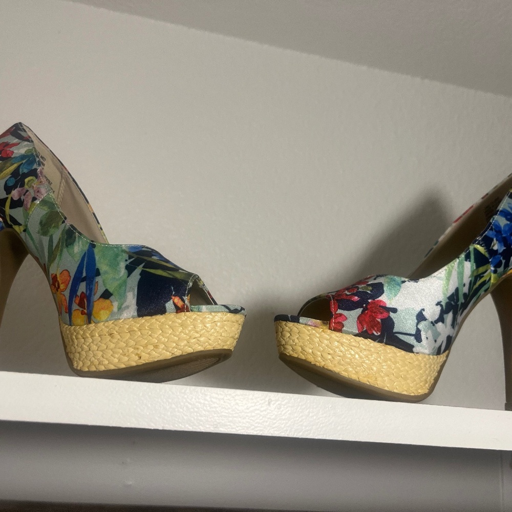 Summer heels
